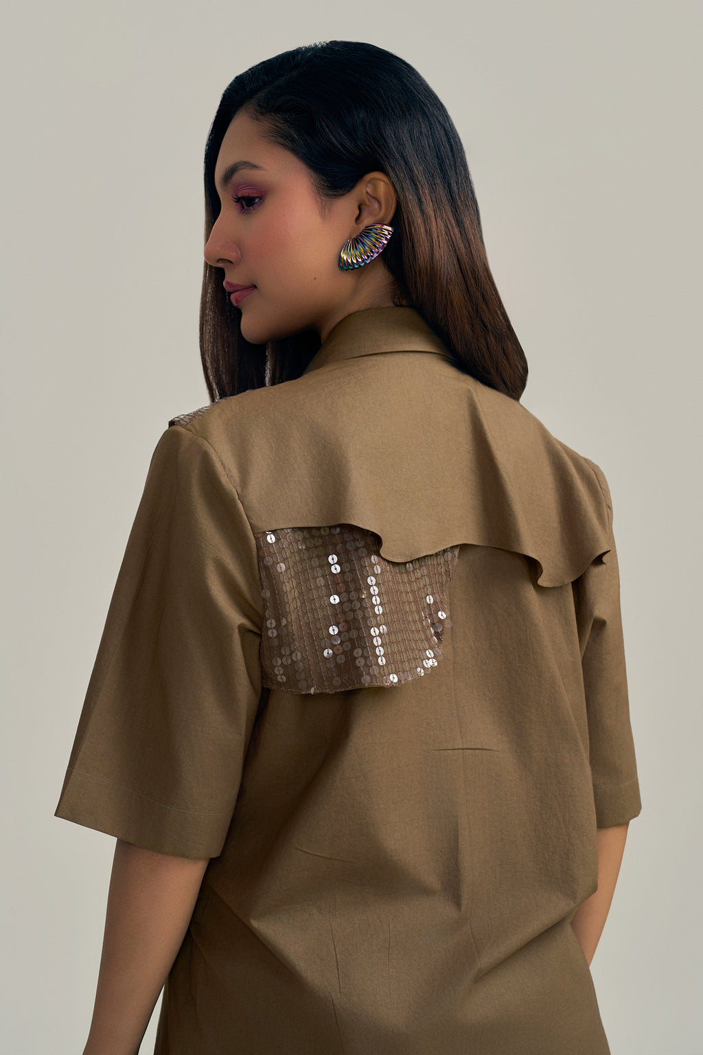 RUFFLE GLIMMER SHIRT