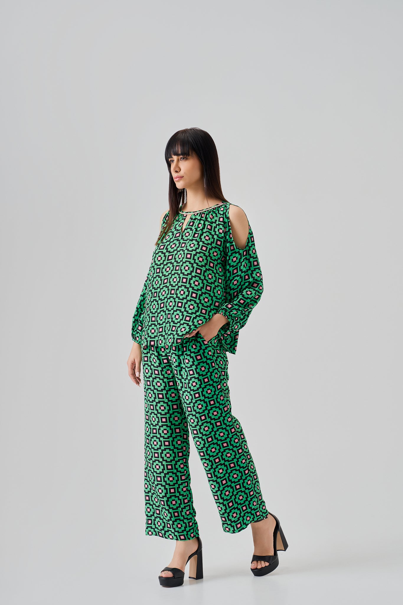PEEK-A-BOO CO-ORD