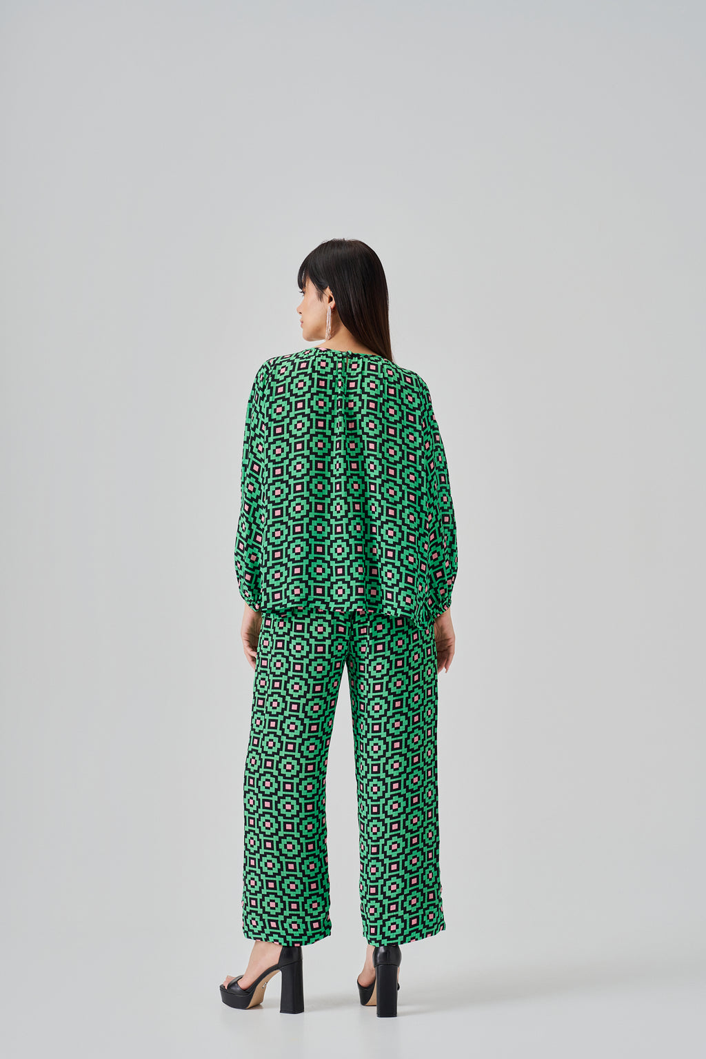 PEEK-A-BOO CO-ORD