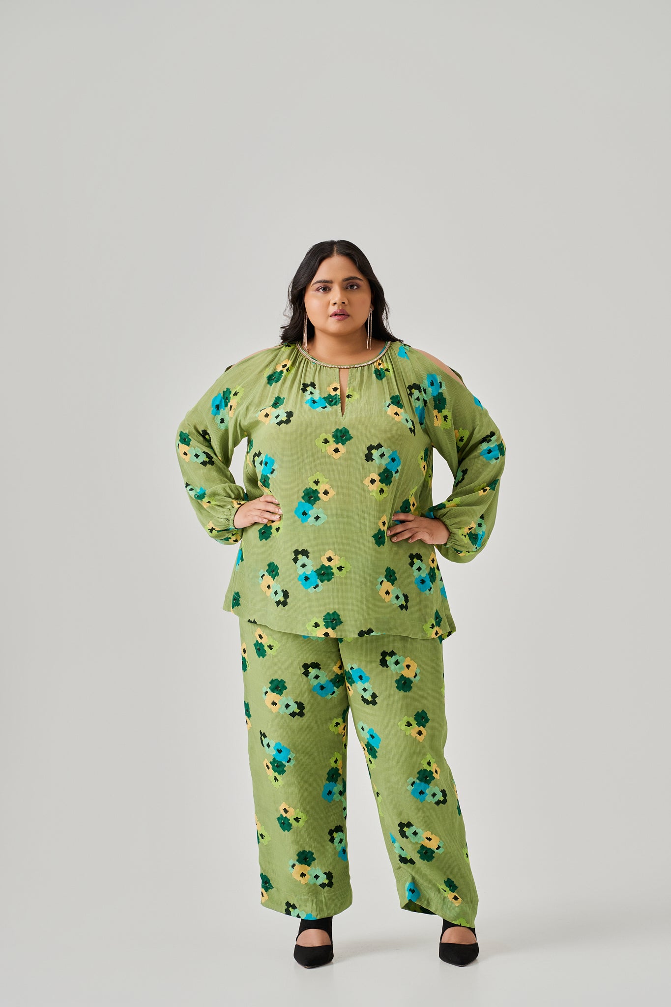 PEEK-A-BOO CO-ORD