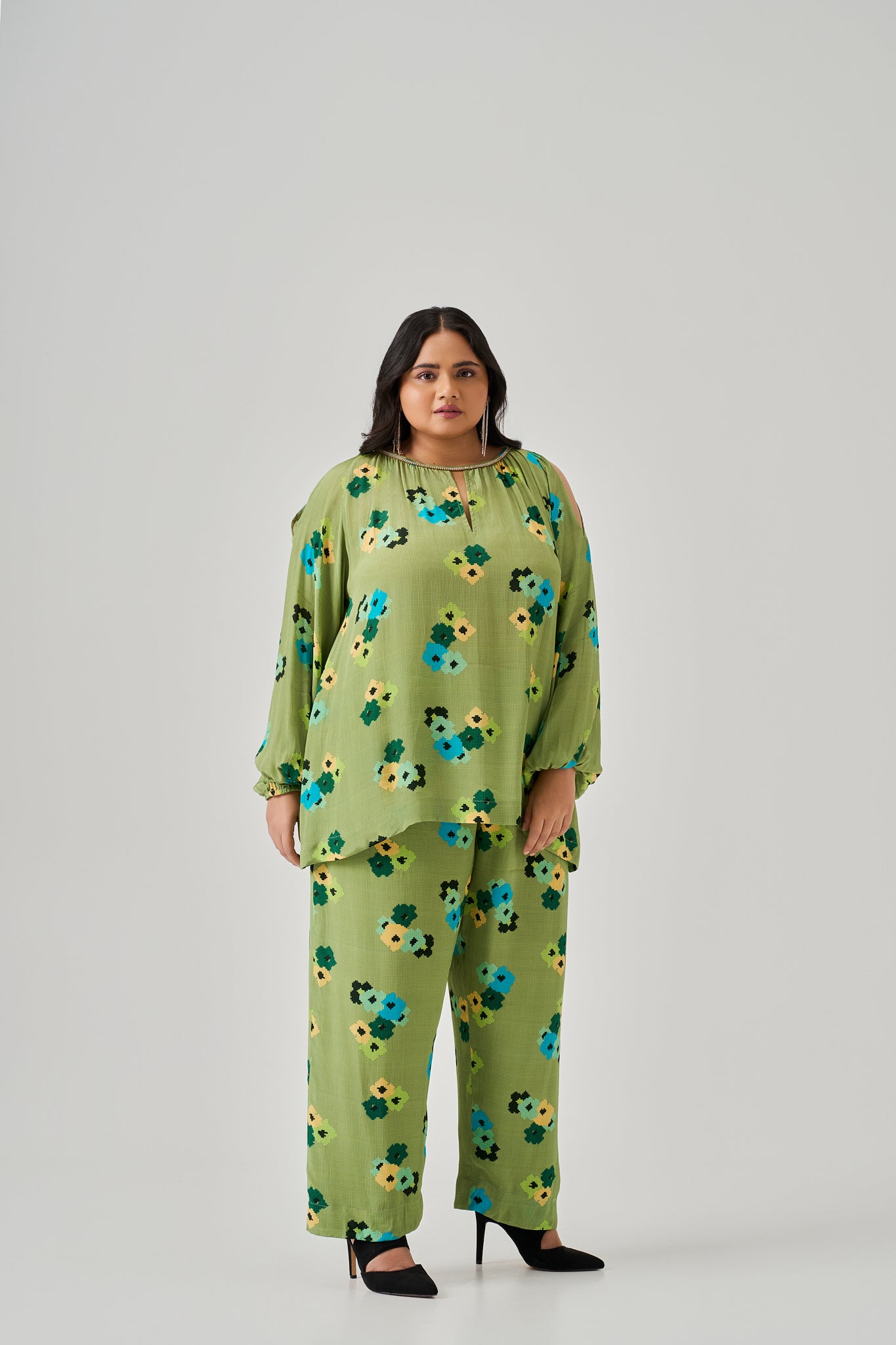 PEEK-A-BOO CO-ORD
