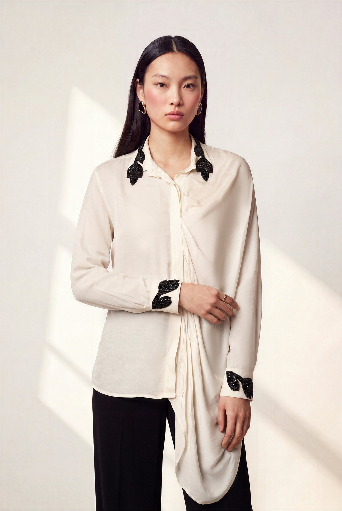 CREST DRAPE SHIRT