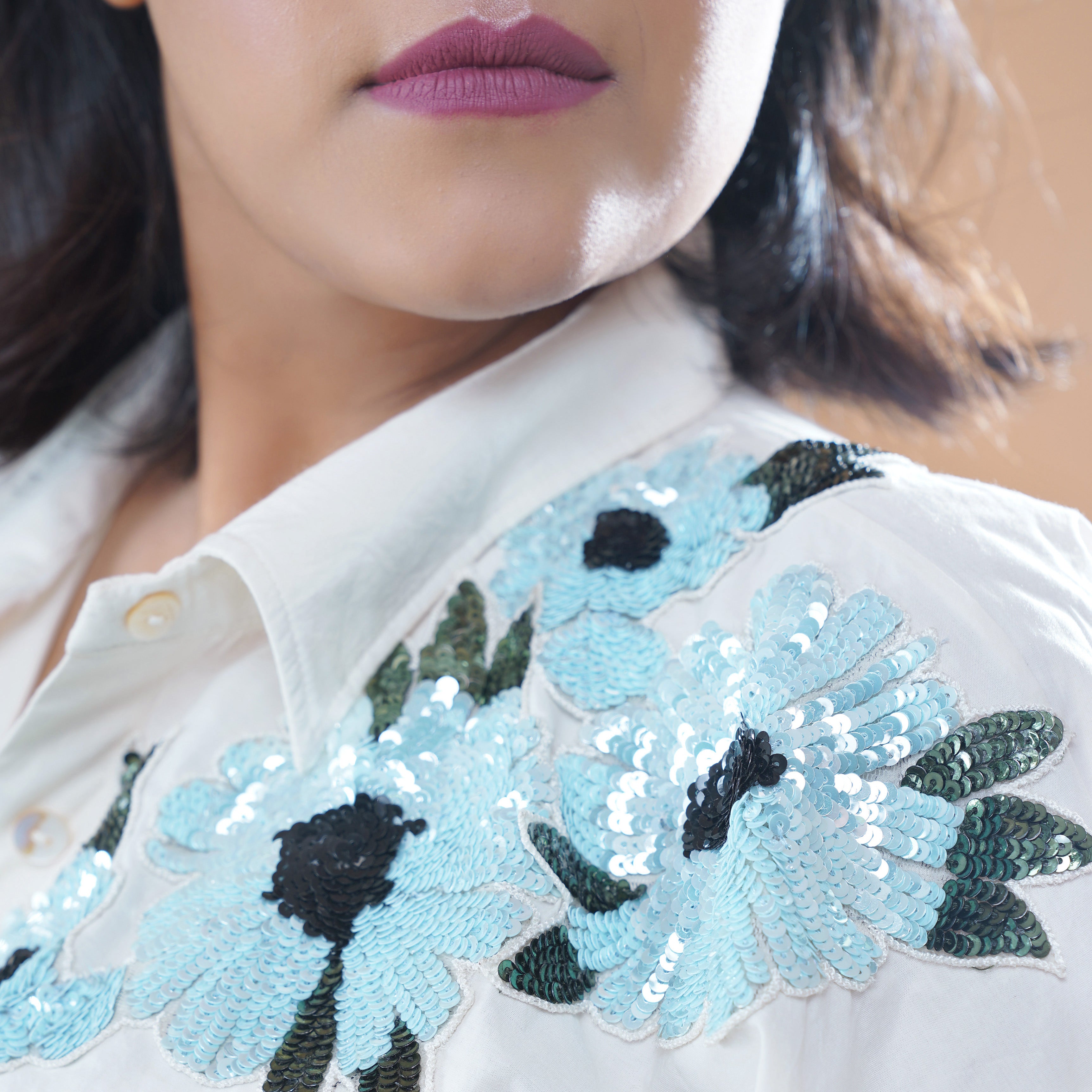LUCIE KNOT SHIRT