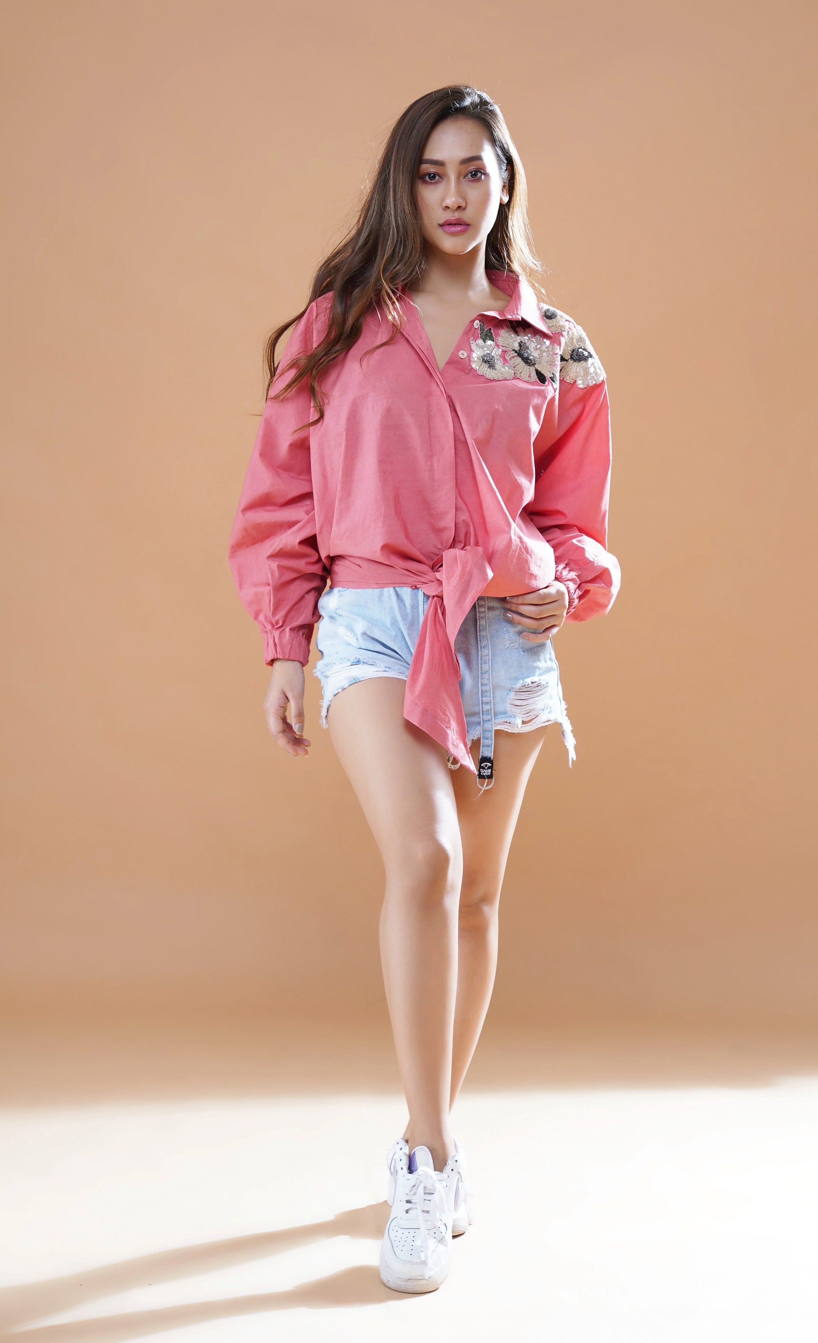 LUCIE KNOT SHIRT